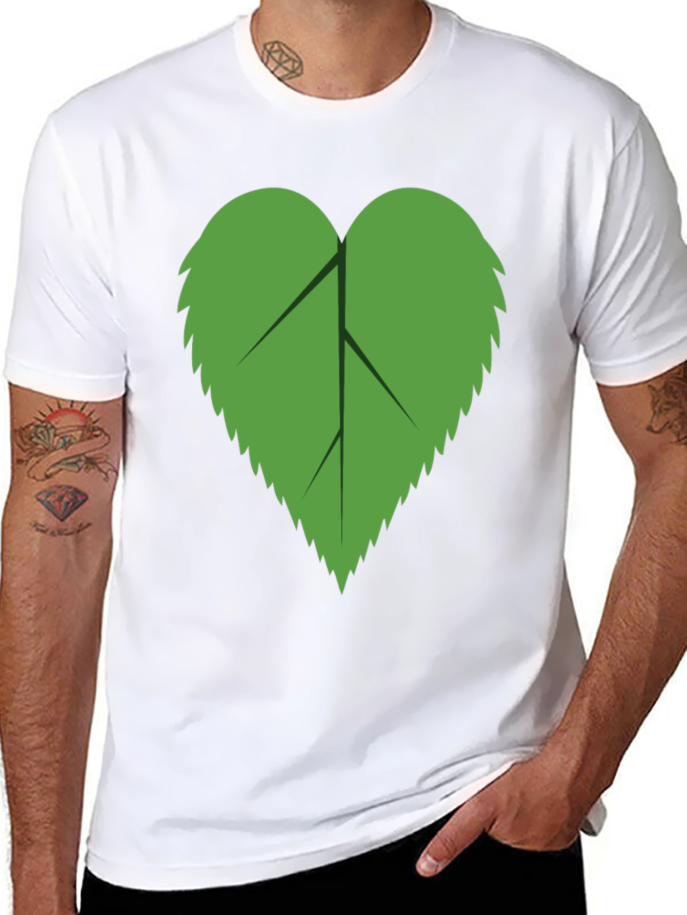 Leaf Graphic Tee - Black Casual Comfort