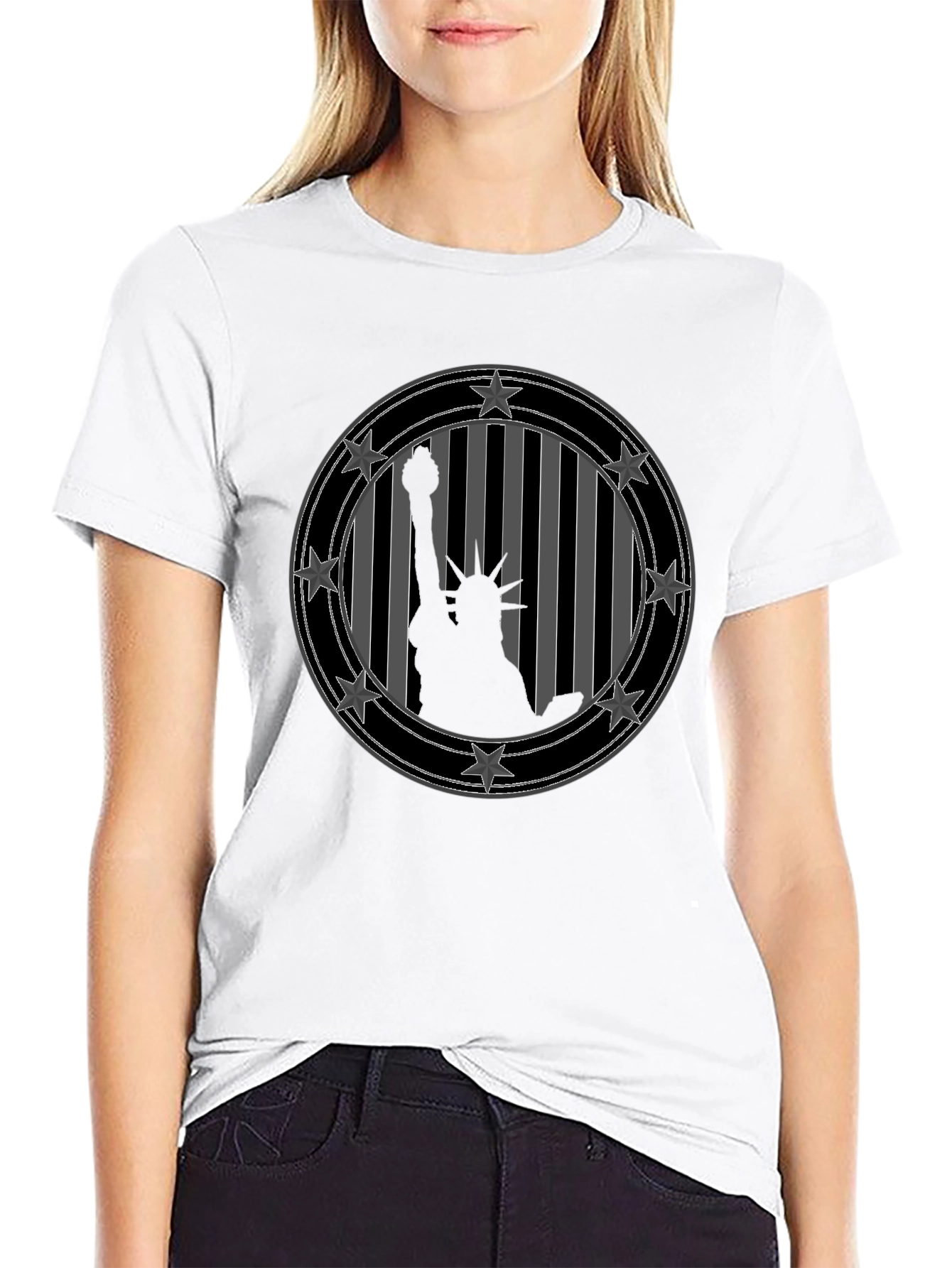 Statue of Liberty Graphic Tee - Patriotic Style