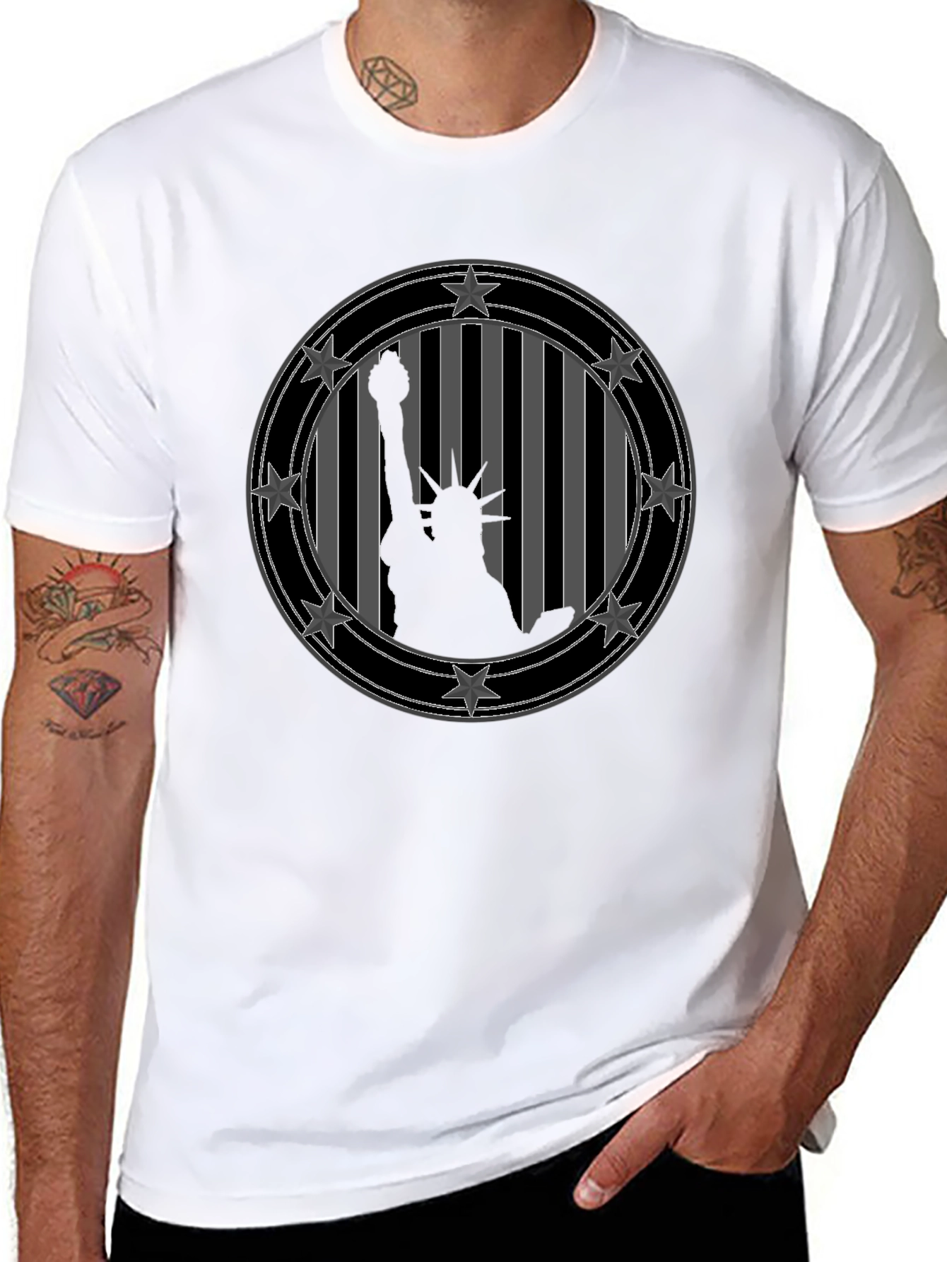 Statue of Liberty Graphic Tee - Patriotic Style